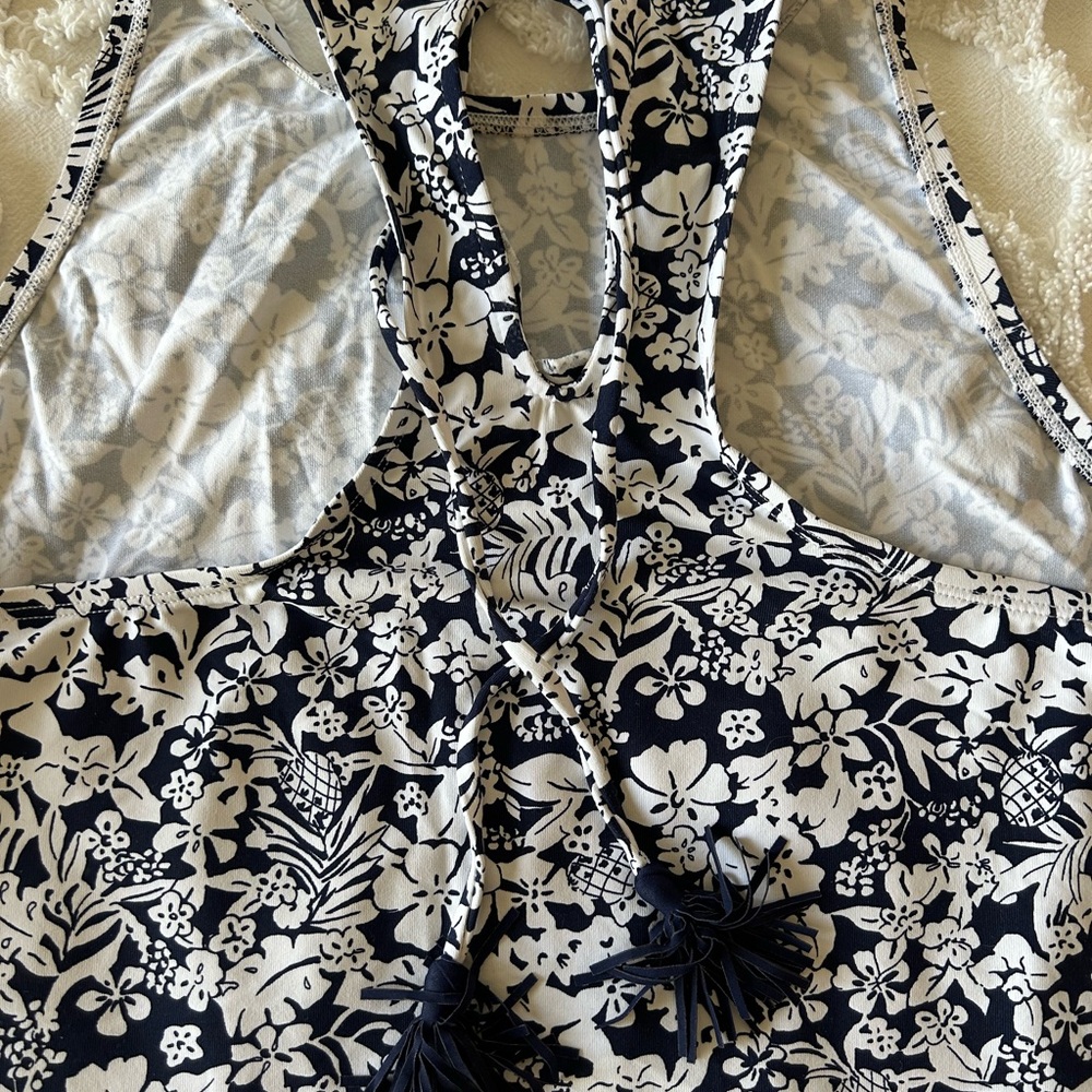 Tommy Bahama sleeveless mini, navy/white floral, worn once, side pockets, XS - Picture 3 of 3